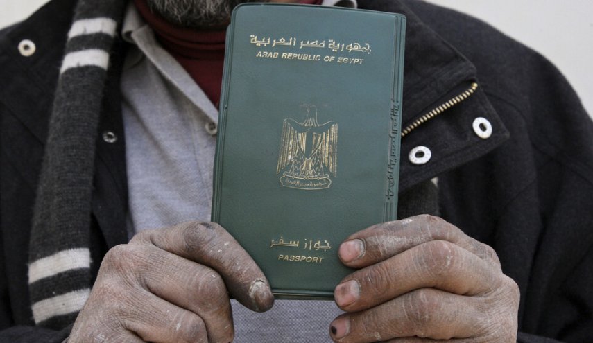 مصر ترفض تجنيس فلسطينيين وتكشف الأسباب