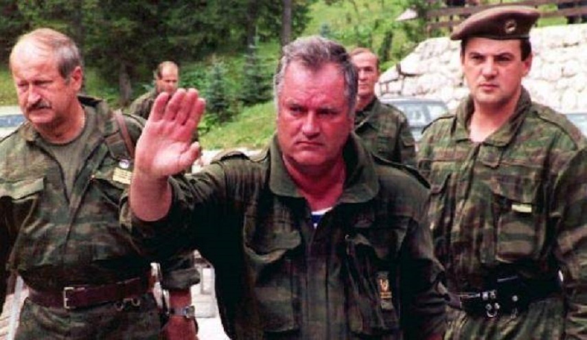 القضاء الدولي يصدر حكمه بحق السفاح الصربي على جرائمه بحرب البوسنة