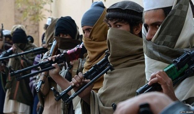 قدرت‌نمایی کم‌سابقه طالبان در مناطق مختلف افغانستان