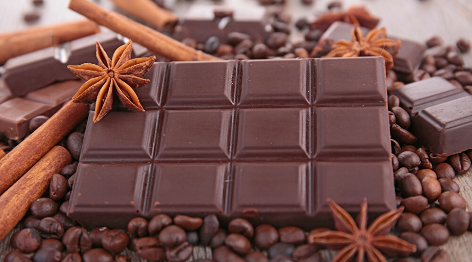 الشوكولاتة تحرق دهون الجسم صباحا