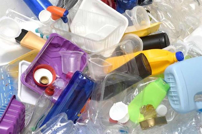 المانيا تمنع بيع المنتجات البلاستيكية المخصصة للاستخدام مرة واحدة