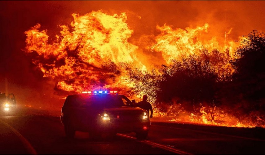 حرائق الغابات تغطي أراضي شاسعة في الولايات المتحدة