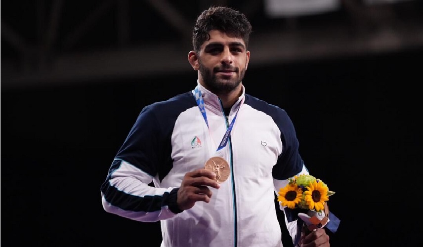 المصارع الايراني ساروي يحرز الميدالية البرونزية في اولمبياد طوكيو