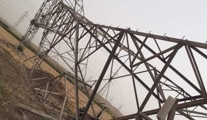 ’داعش’ يفجر ثلاثة أبراج كهرباء بالموصل شمالي العراق