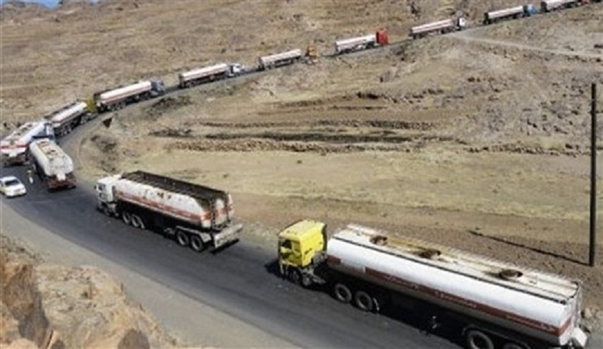 الاحتلال الاميركي يواصل سرقة النفط السوري عبر منفذ عراقي