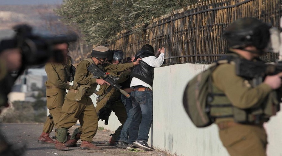 الاحتلال يشن حملة اعتقالات واسعة في الضفة الغربية