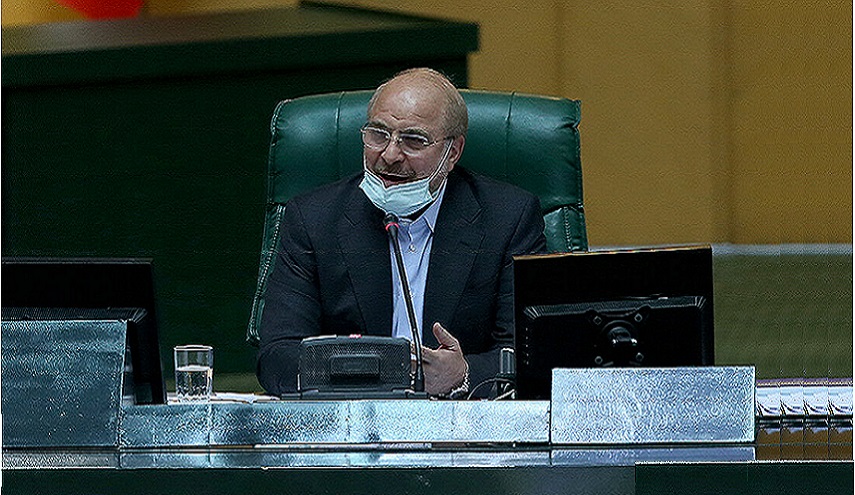 رئيس البرلمان الايراني يشير الى أيام حساسة امام المجلس والحكومة