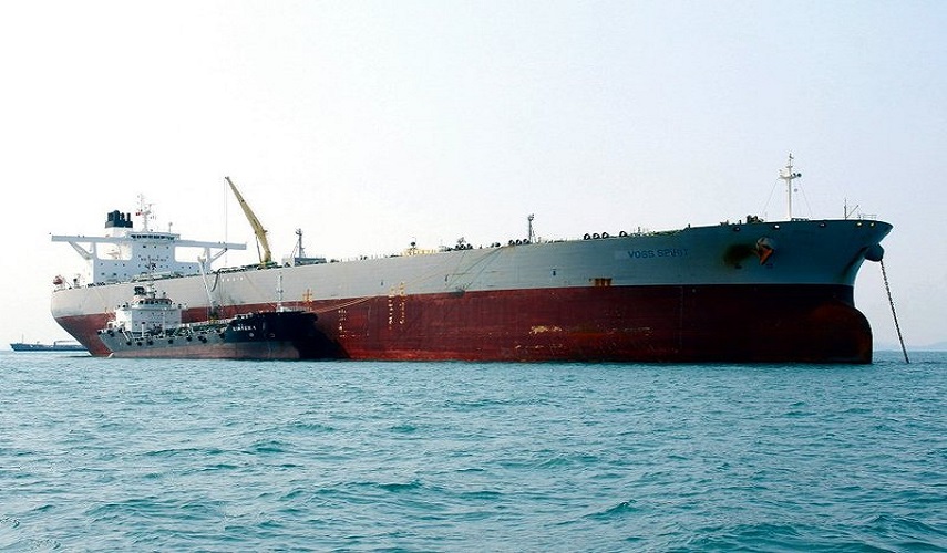 شركة النفط اليمنية تعلن مغادرة إحدى السفن المحتجزة