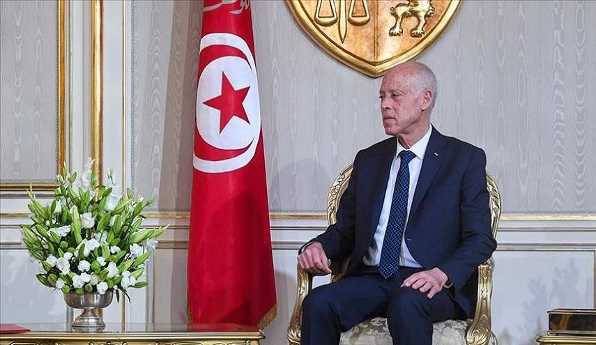 الرئيس التونسي يمهّد للاستفتاء الدستوريّ