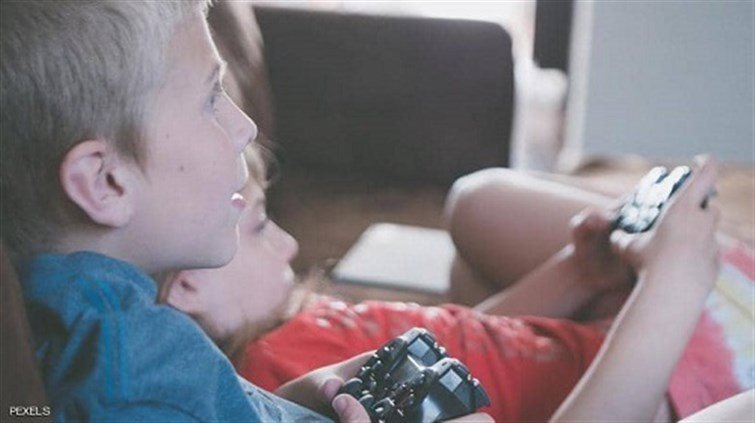 الألعاب الإلكترونية تهدد طفلك.. هذا البديل طوق نجاة للمخ