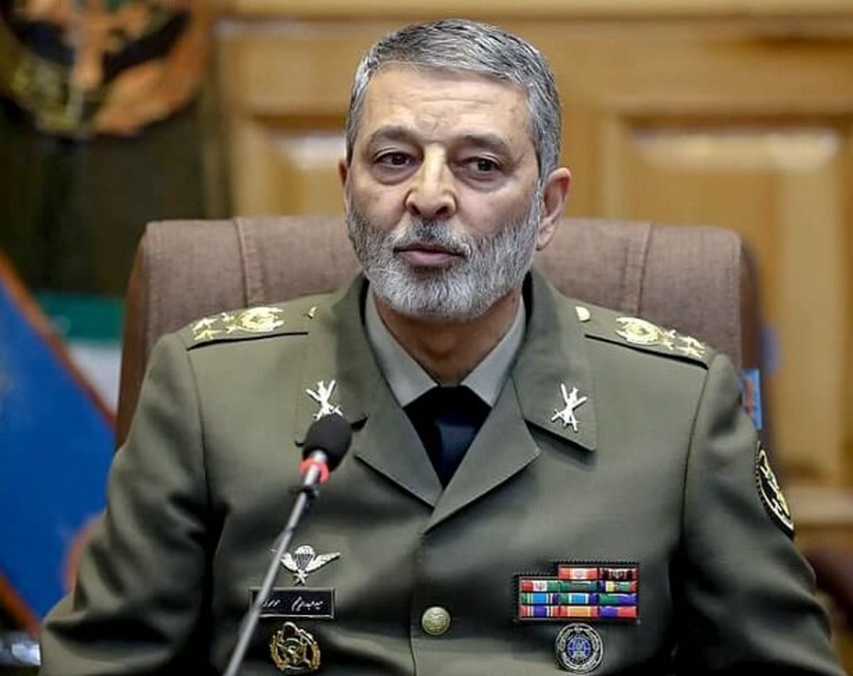 سرلشکر موسوی: ساخت ناوبندر مشابه مکران در دستور کار ارتش قرار دارد