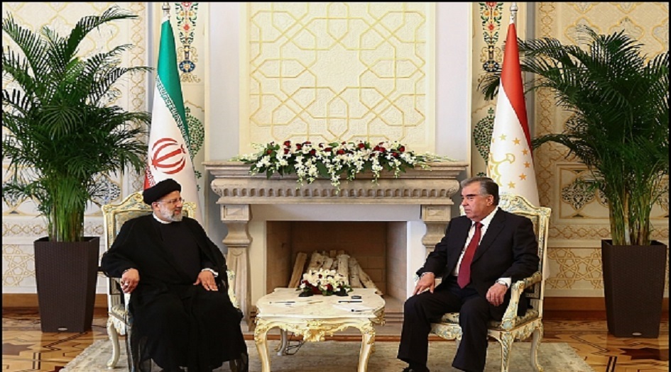 إيران وطاجيكستان توقعان ثماني وثائق للتعاون المشترك