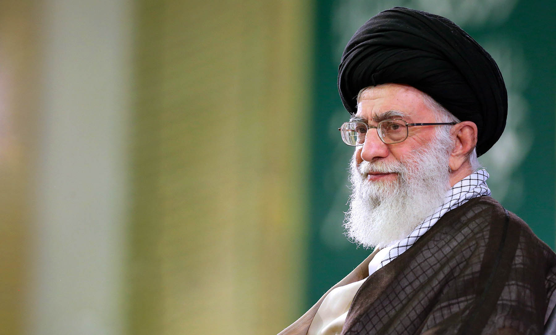 موافقت رهبر معظم انقلاب با استعفای دبیر مجمع تشخیص مصلحت نظام
