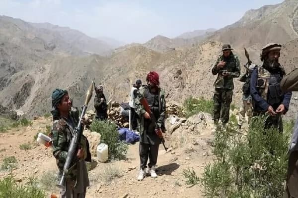 فرمانده ارشد دره پنجشیر:  طالبان بر سرزمین آزادگان مسلط نخواهند شد