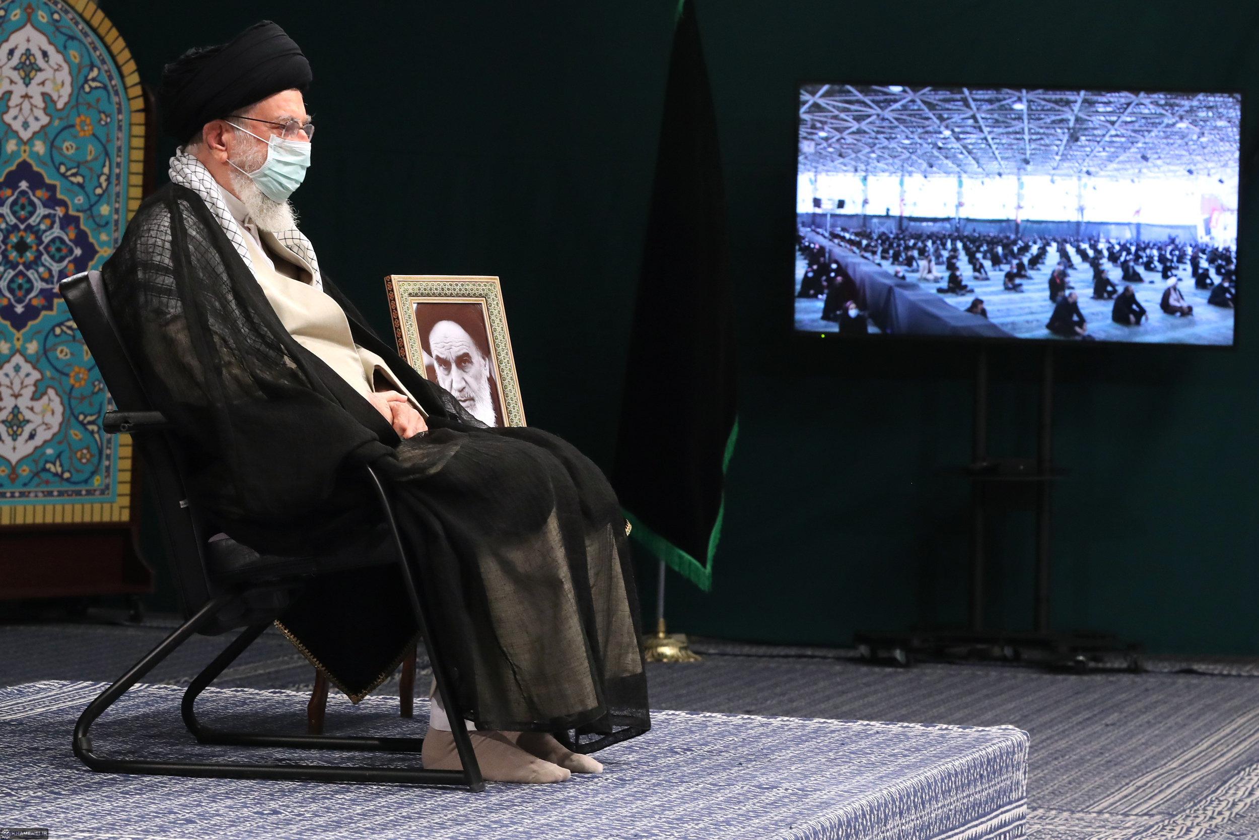 برگزاری مراسم عزاداری اربعین حسینی با حضور رهبر انقلاب + عکس