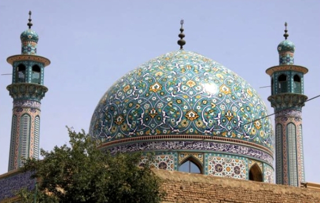 مسجد ملک آباد؛ میراث ماندگار از عهد قاجار در بازار عباس آباد