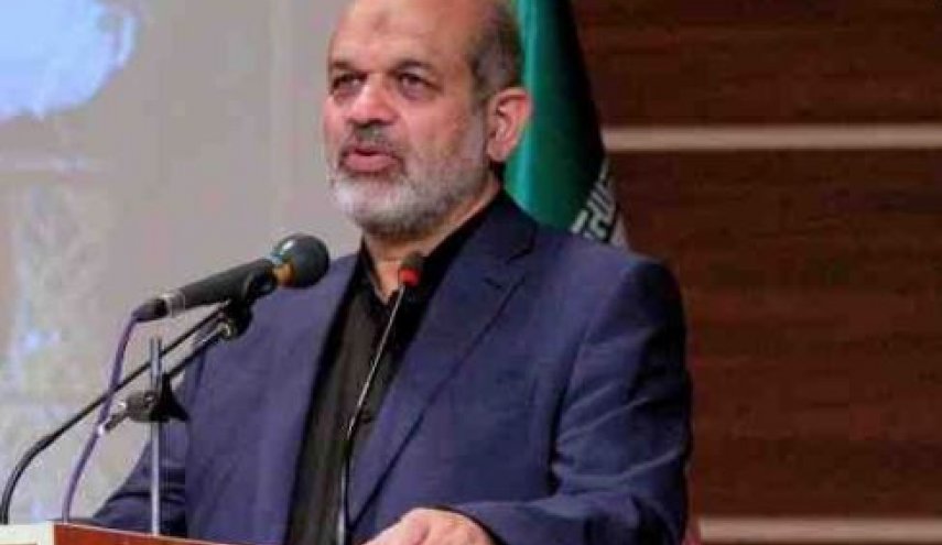 وزير الداخلية الايراني يحذر الأعداء من أي مغامرة ضد بلاده