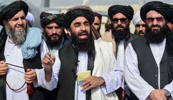 طالبان تكشف موقفها من التعاون مع أمريكا ضد "داعش"