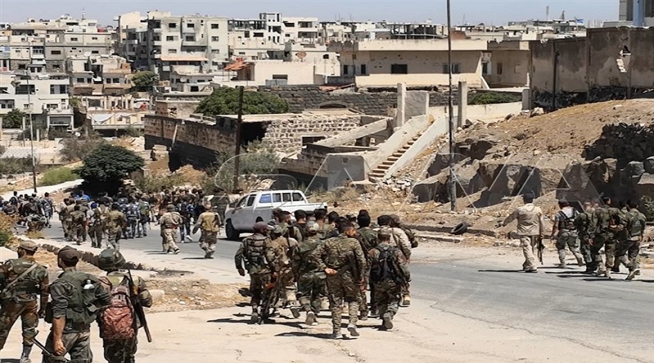الجيش السوري يقوم بعمليات تمشيط وتفتيش في بلدة الجيزة بريف درعا