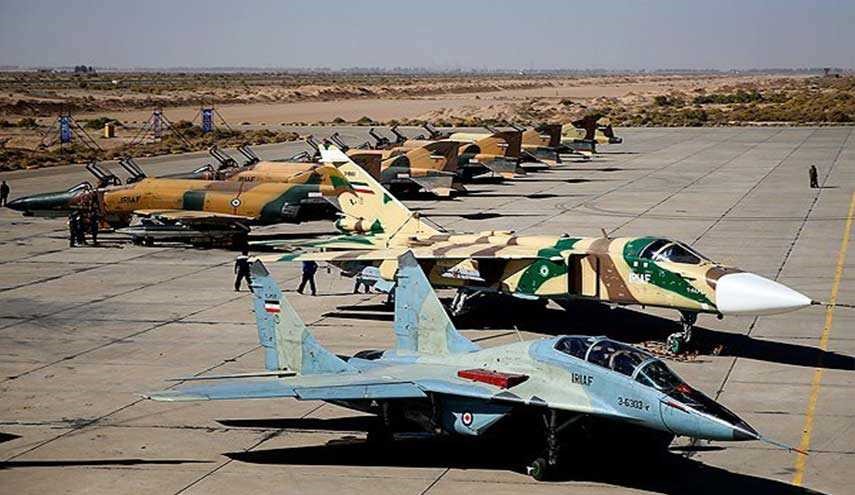 القوة الجوية الايرانية تجري غدا مناورات "فدائيو الولاية"