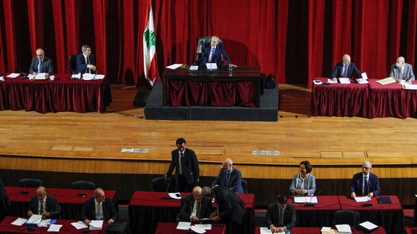 موافقت پارلمان لبنان با برگزاری انتخابات در ۲۷ مارس