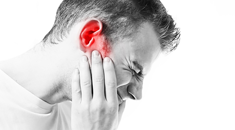 مضاعفات جديدة لكورونا.. كيف تؤثر الإصابة بالفيروس على الأذن؟