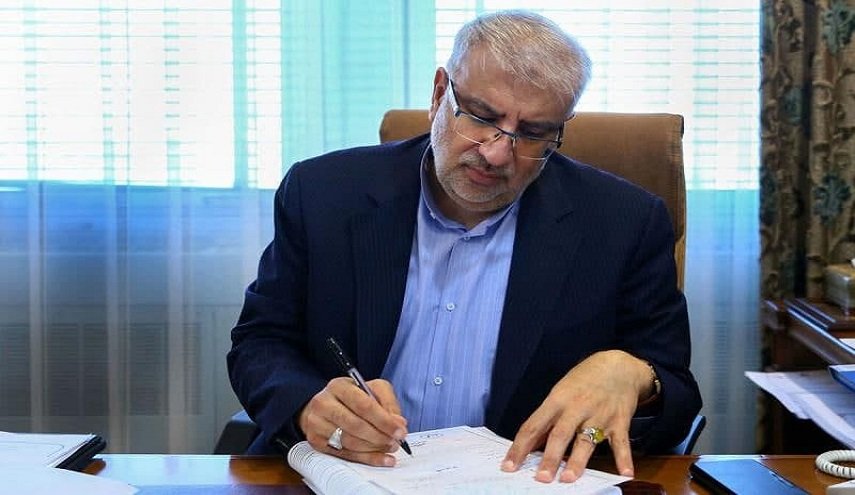 وزير النفط يثمن إنقاذ الحرس لناقلة النفط الإيرانية في بحر عمان