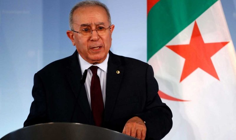 وزير الخارجية الجزائري: لا بد من عودة سوريا إلى الجامعة العربية