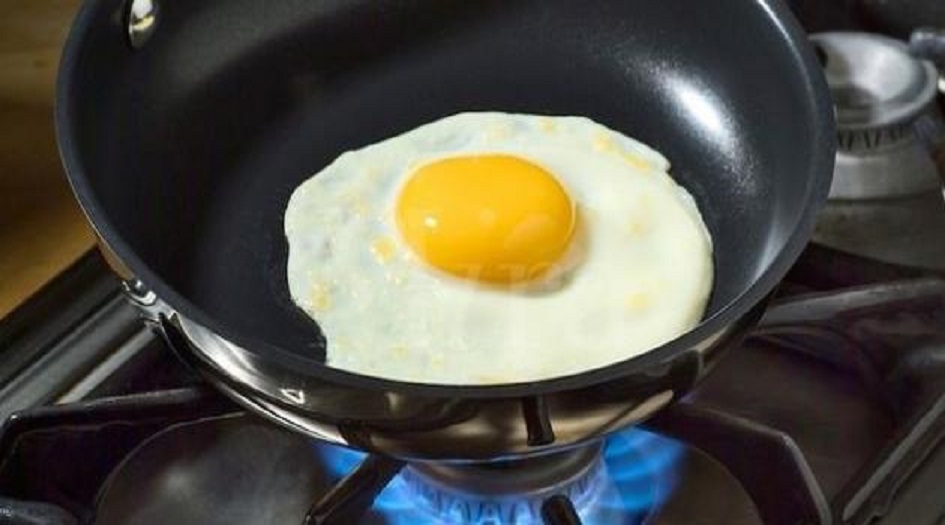 طبيبة روسية توضح الطريقة الأكثر فائدة لطهي البيض