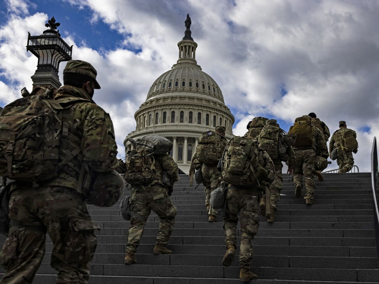 هشدار مقامات نظامی آمریکا برای وقوع کودتا و جنگ داخلی