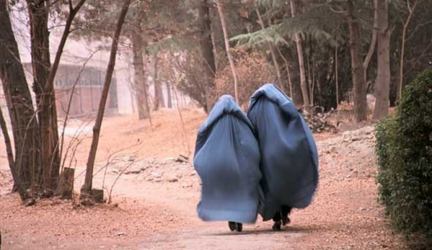طالبان: السفر لأكثر من 72 كيلومترا بدون محرم ممنوع على الأفغانيات