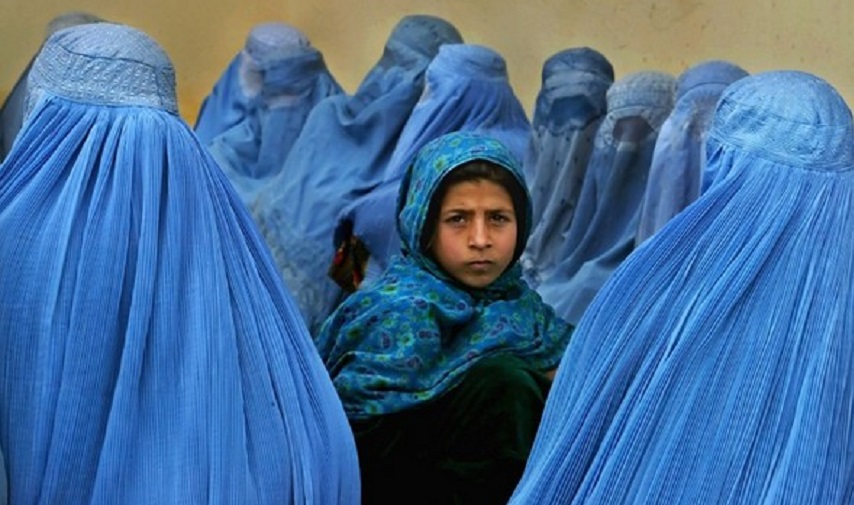 واکنش‌ افغان ها به دستور جدید طالبان در باره زنان