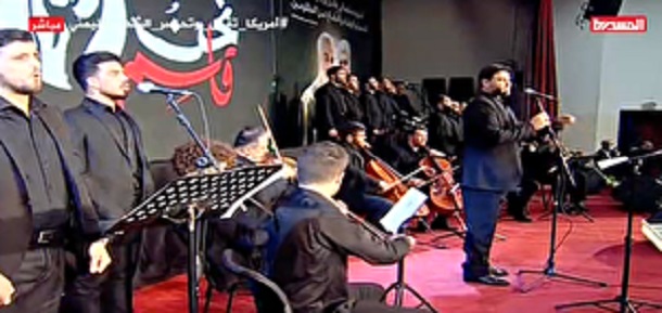 اجرای سرود با دو زبان فارسی و عربی در وصف سردار دلها