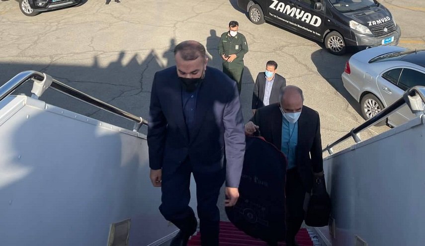 وزير الخارجية الايراني يتوجه الى مسقط