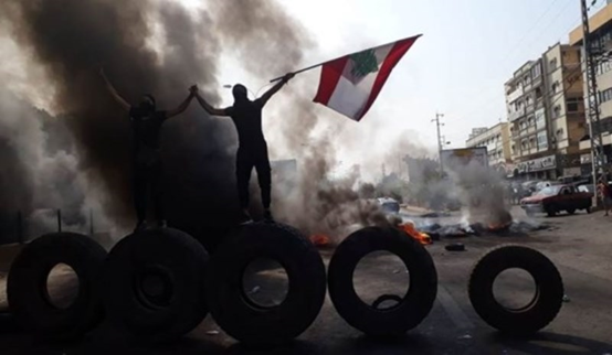 ادامه اعتراض ها در لبنان به دلیل وخامت اوضاع معیشتی