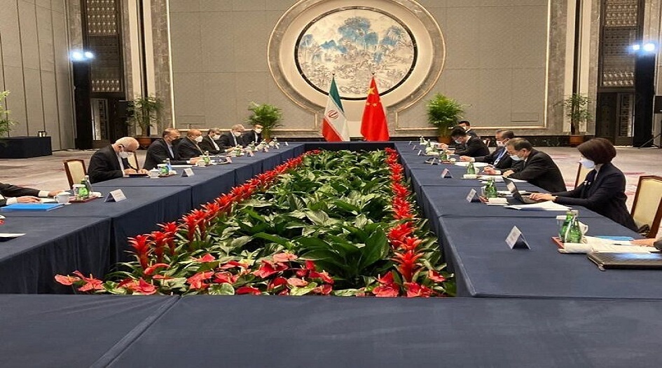 وزير الخارجية الايراني ينقل رسالة رئيس الجمهورية الى نظيره الصيني