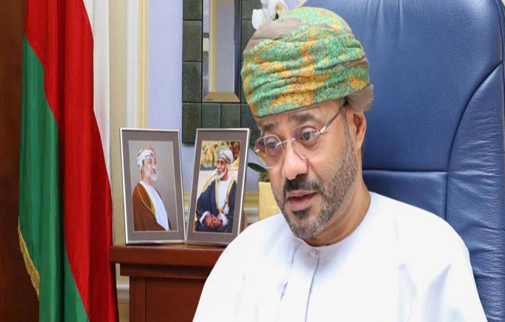 وزیر خارجه عمان: اعراب منتظر حل مشکلات منطقه از سوی آمریکا نباشند