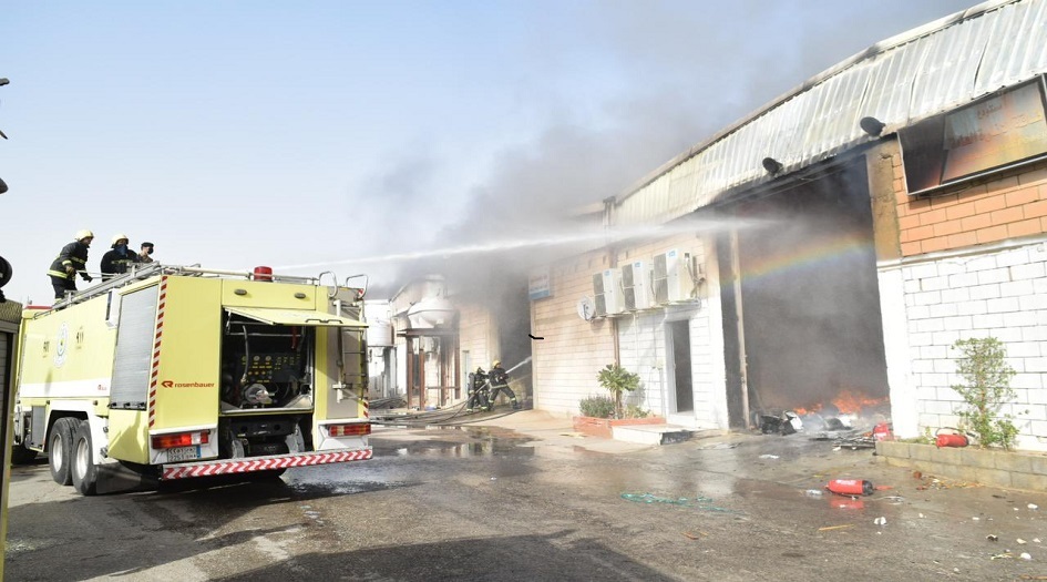 اندلاع حريق بالمنطقة الصناعية في الرياض وعمليات الإطفاء مستمرة