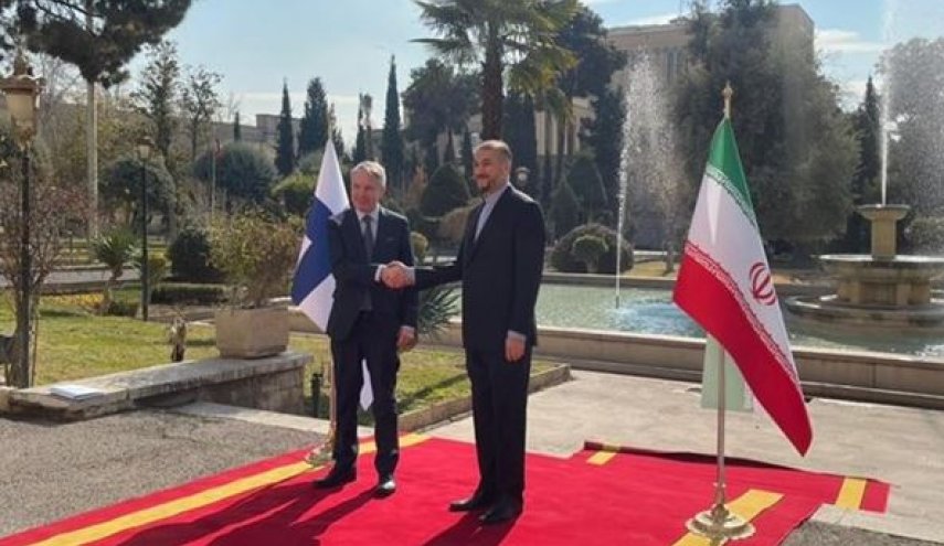 وزيرا خارجية ايران وفنلندا يبحثان توطيد العلاقات الثنائية
