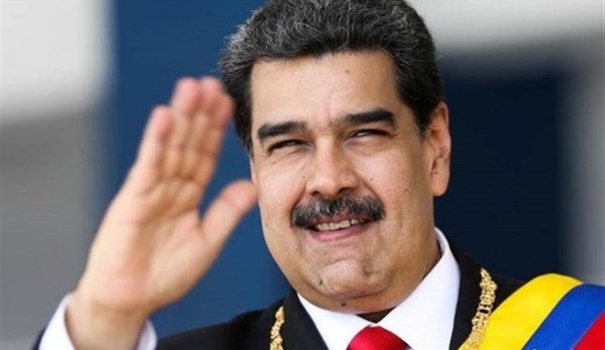  رئيس فنزويلا يهنئ ايران شعبا وحكومة بانتصار الثورة الاسلامية 