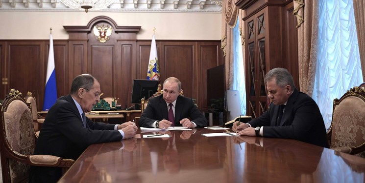 جلسه پوتین با روسای دو بازوی نظامی و دیپلماسی روسیه