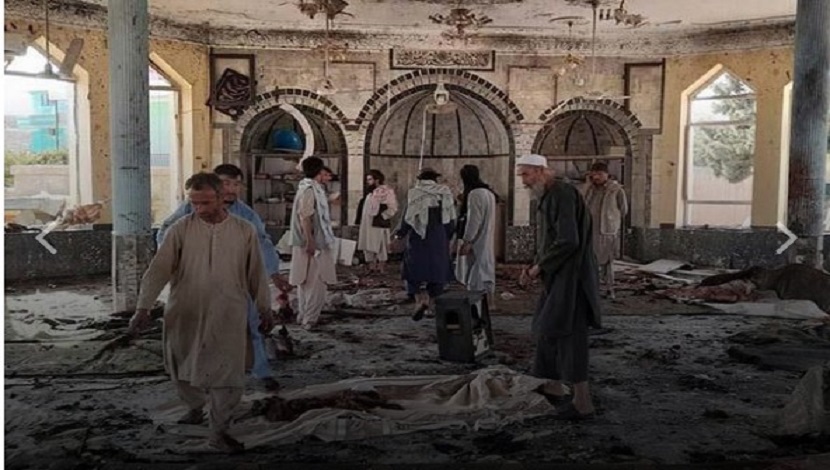 عصابة "داعش" تتبنى هجوم مسجد باكستان