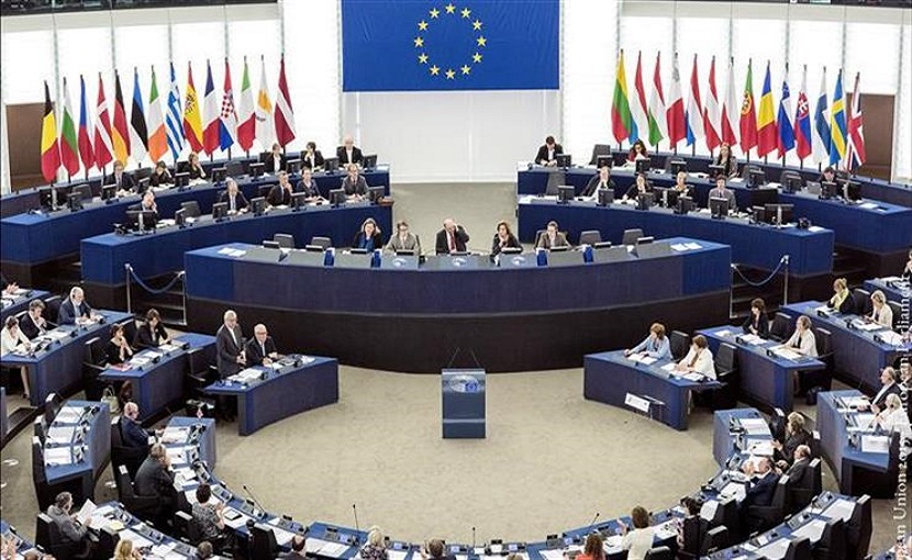  الاتحاد الأوروبي يبدأ دراسة طلبات عضوية أوكرانيا وجورجيا ومولدافيا 