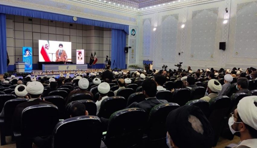 برسالة من قائد الثورة: مؤتمر "الخطوة الثانية للثورة الإسلامية " الدولي يبدأ أعماله في قم
