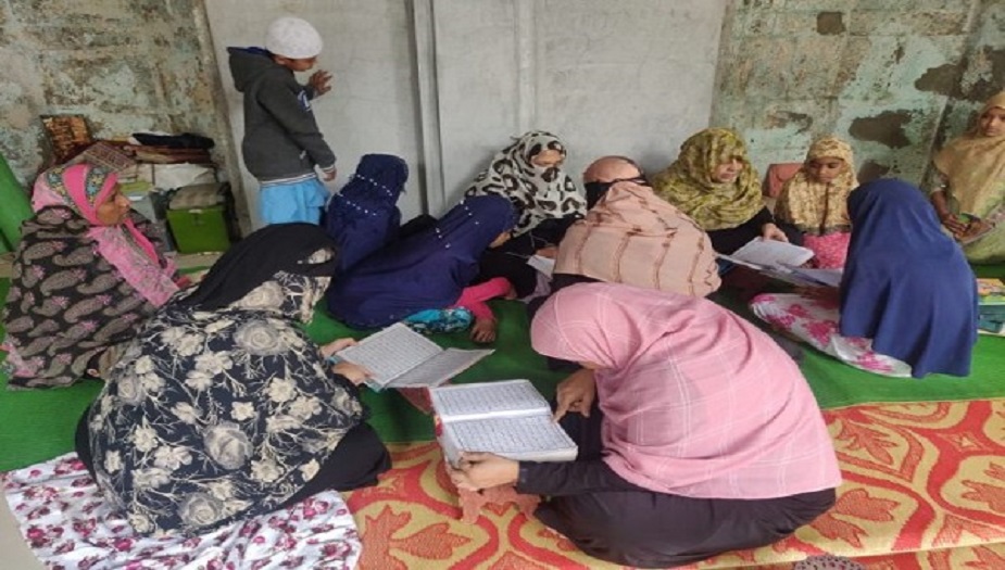 تعليم النساء القرآن في مساجد نسوية في الهند
