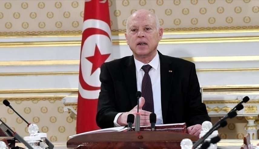 الرئيس التونسي يعلن نظام اقتراع جديدا في 