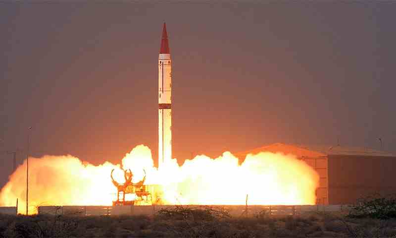 باكستان تختبر صاروخ ’شاهين-3’ الباليستي بنجاح