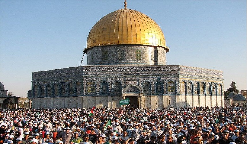 أوقات الأمساك والأذان لمدينة القدس المحتلة ليوم الخميس