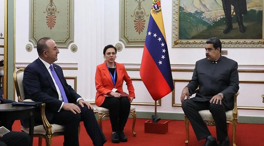 الرئيس الفنزويلي: بلادنا تتعافى من الأزمة الاقتصادية