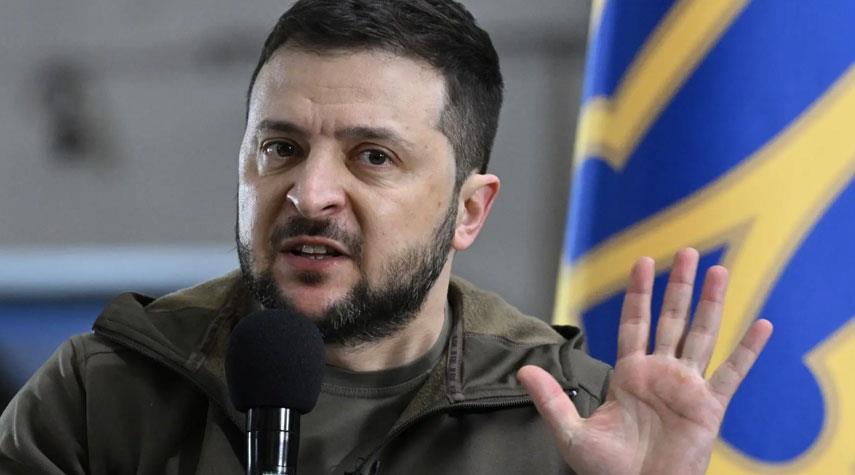 زيلينسكي يقرر التخلي عن أجزاء كبيرة من اوكرانيا